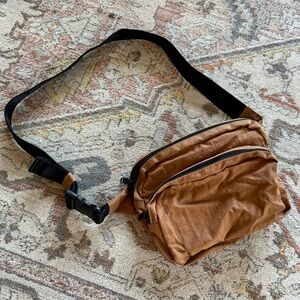 BAGGU Pinto Tan Fanny Pack Bag